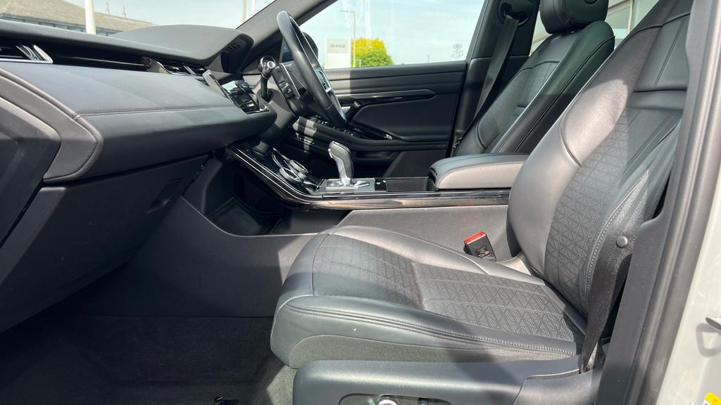 Land Rover Range Rover Evoque 1.5 R-dynamic Se 296 Bhp Powered Tailgate, Heat White #30