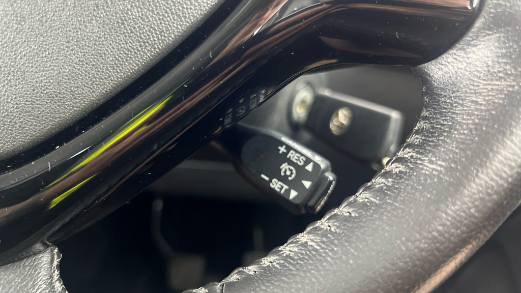Toyota Aygo X X-cite Orange #16