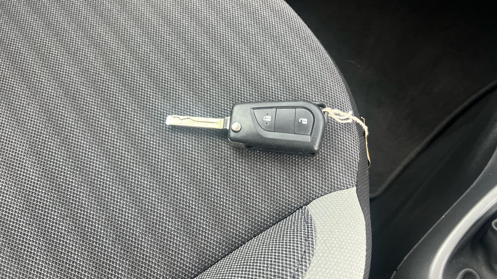 Toyota Aygo X X-cite Orange #15