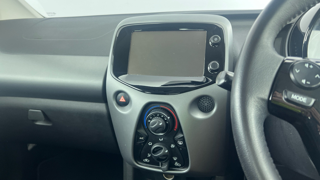 Toyota Aygo X X-cite Orange #18