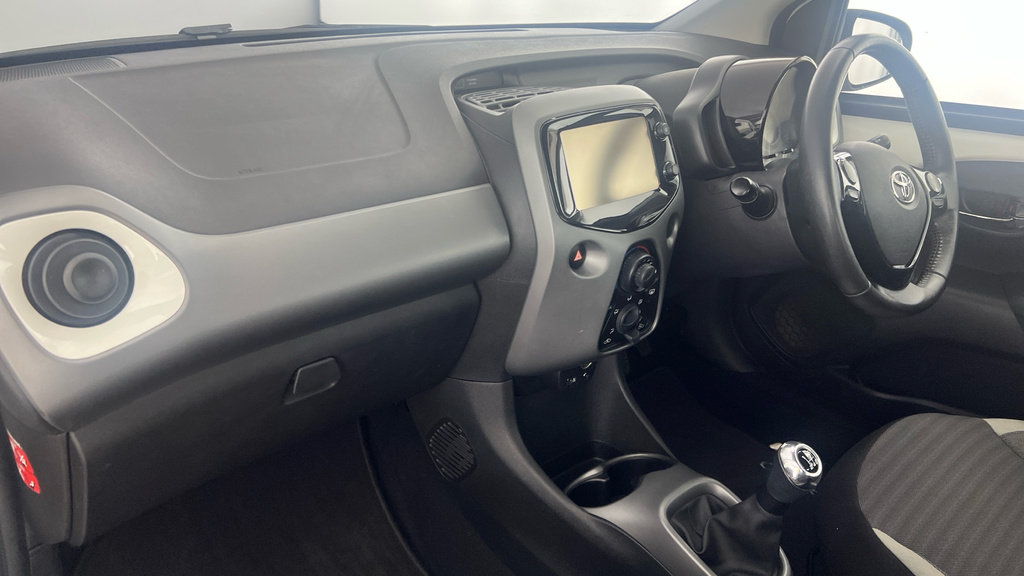 Toyota Aygo X X-cite Orange #10