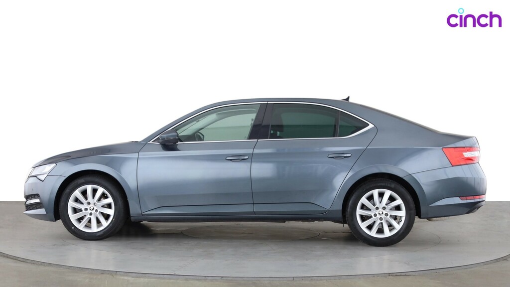 Skoda Superb 2020 1.4 Tsi 218Ps Se Technology Iv Dsg Hatchbac Silver #8