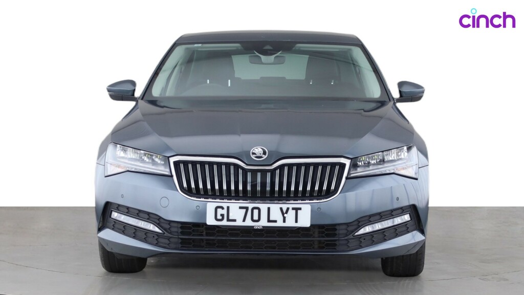 Skoda Superb 2020 1.4 Tsi 218Ps Se Technology Iv Dsg Hatchbac Silver #10