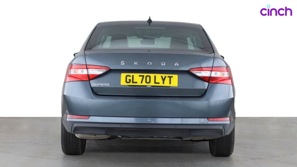Skoda Superb 2020 1.4 Tsi 218Ps Se Technology Iv Dsg Hatchbac Silver #6