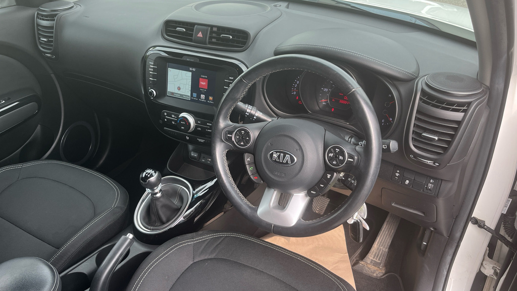 Kia Soul 1.6 2 130 Bhp Silver #9