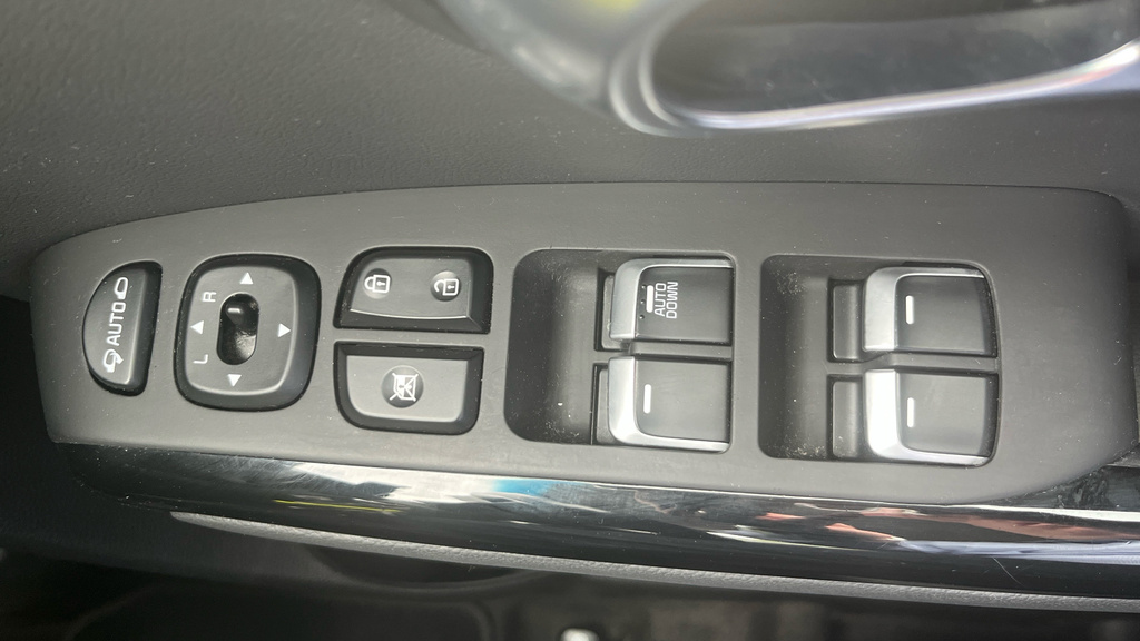 Kia Soul 1.6 2 130 Bhp Silver #28