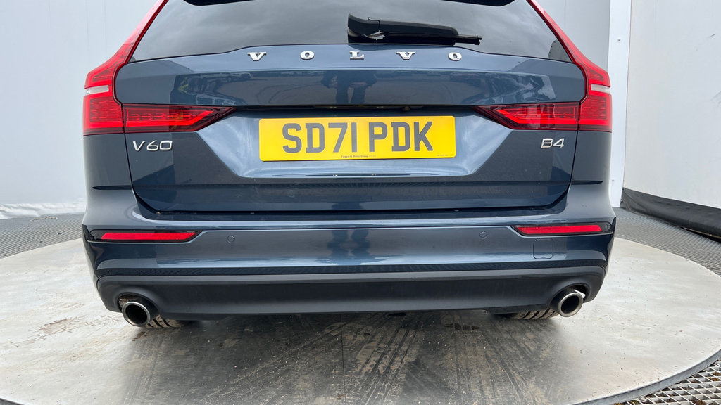 Volvo V60 R-design, B3 Mild Hybrid Grey #40