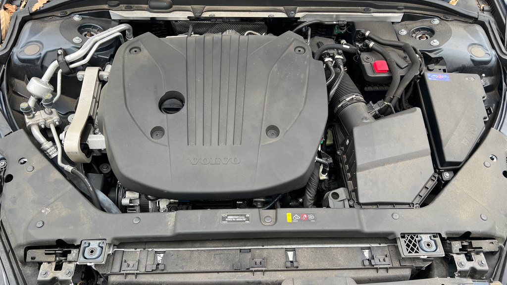 Volvo V60 R-design, B3 Mild Hybrid Grey #16