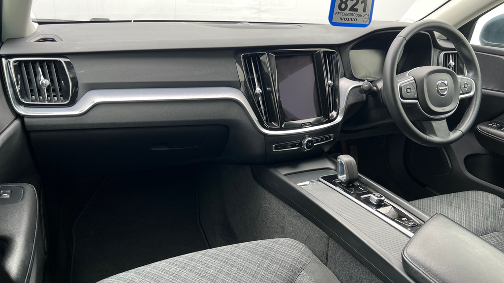 Volvo V60 R-design, B3 Mild Hybrid Grey #10