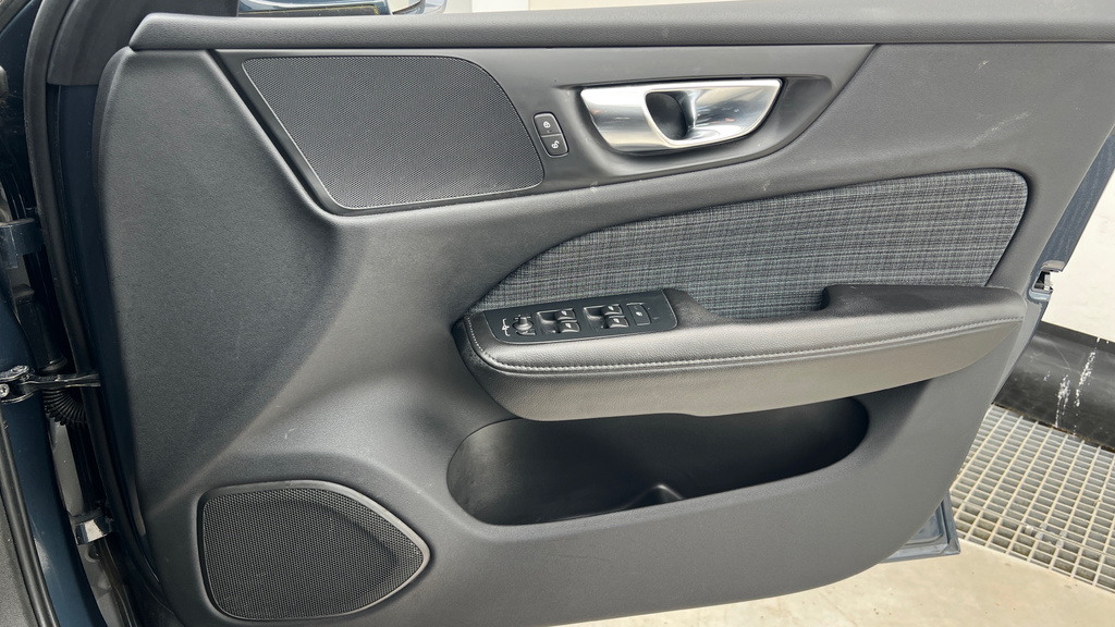 Volvo V60 R-design, B3 Mild Hybrid Grey #33