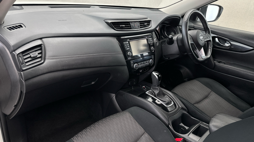Nissan X-Trail Tekna Black #13