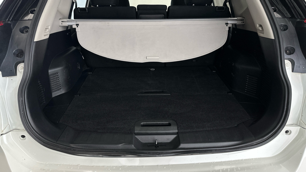 Nissan X-Trail Tekna Black #21