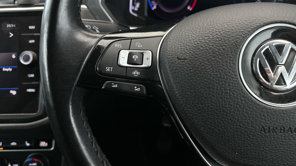Volkswagen Tiguan Allspace Suv Black #17