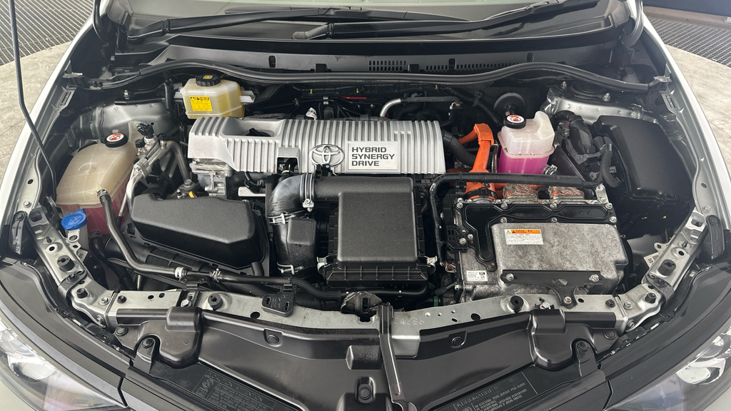 Toyota Auris 1.6 D-4d Design Tss Red #27