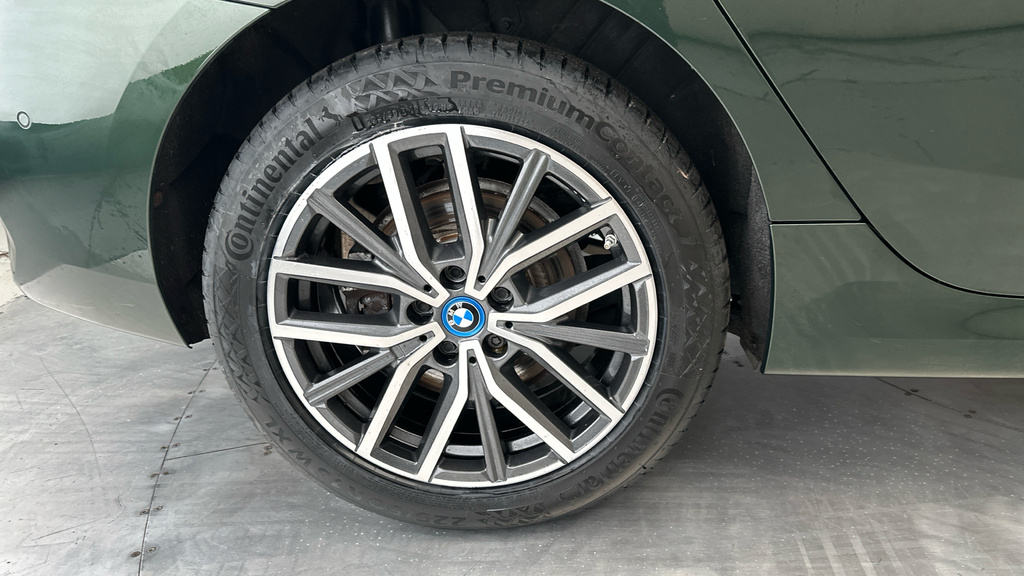 BMW 2 Series Active Tourer 220I Mht M Sport Dct White #26