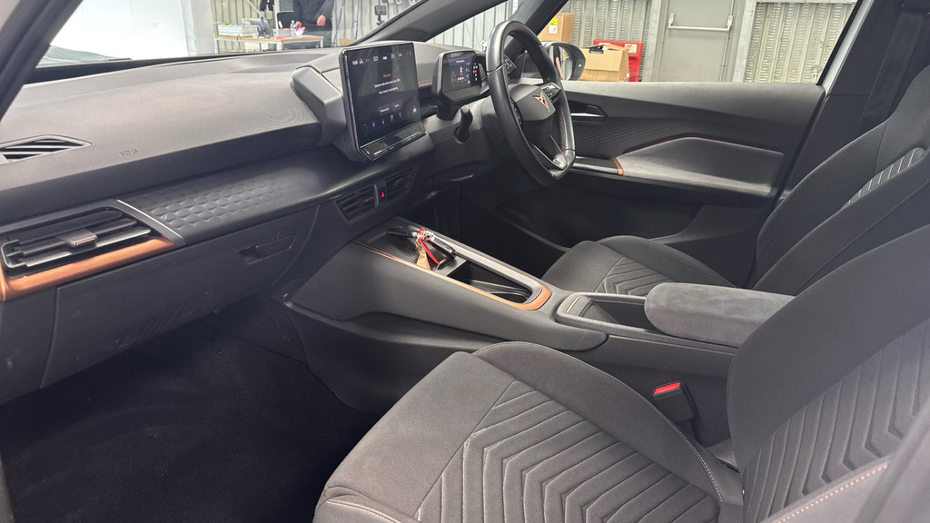 Cupra Born 150Kw V1 58Kwh Red #10