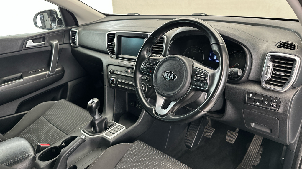 Kia Sportage 1.6L 1 White #10