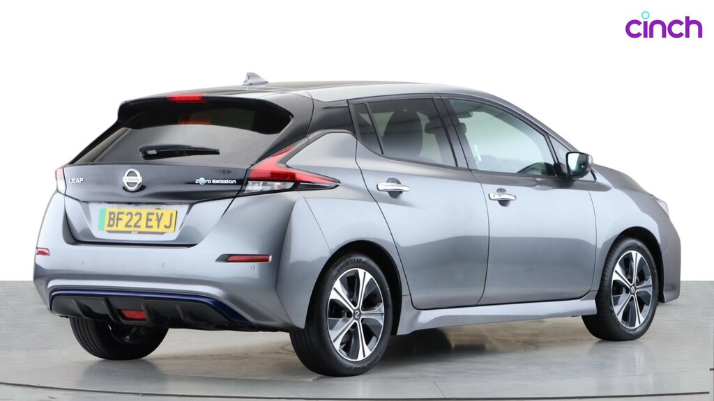 Nissan Leaf 110Kw Tekna 39Kwh Red #3