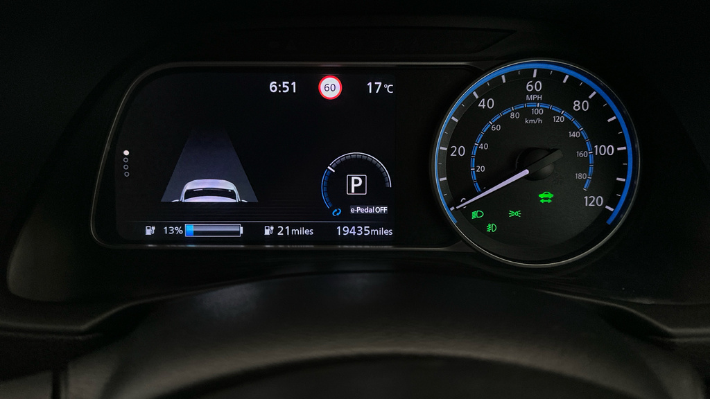 Nissan Leaf 110Kw Tekna 39Kwh Red #19