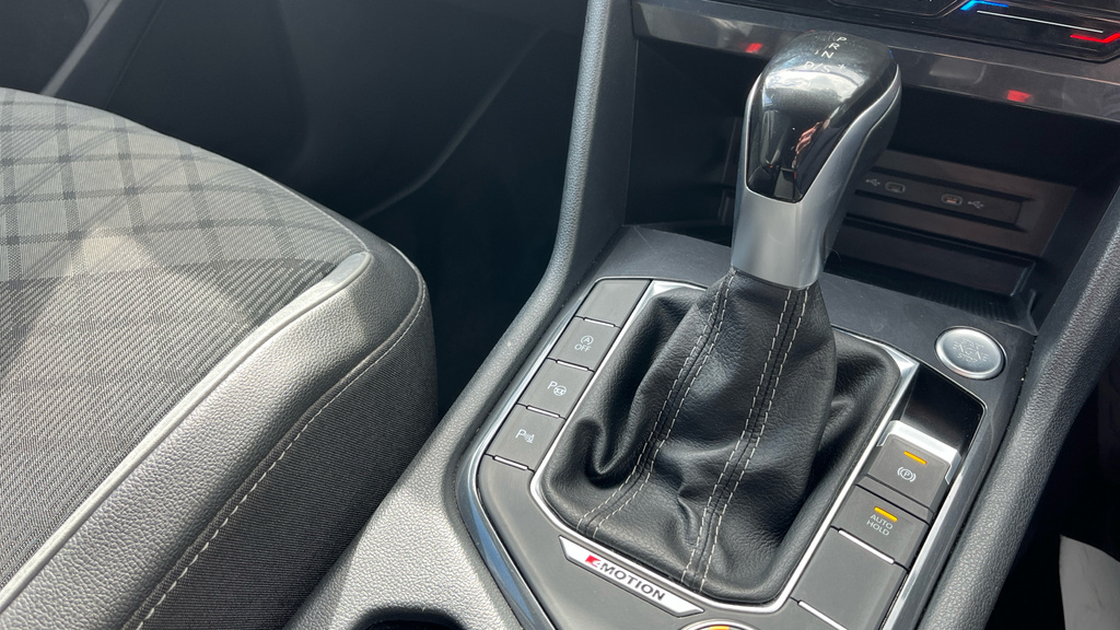 Volkswagen Tiguan Allspace Elegance Blue #30