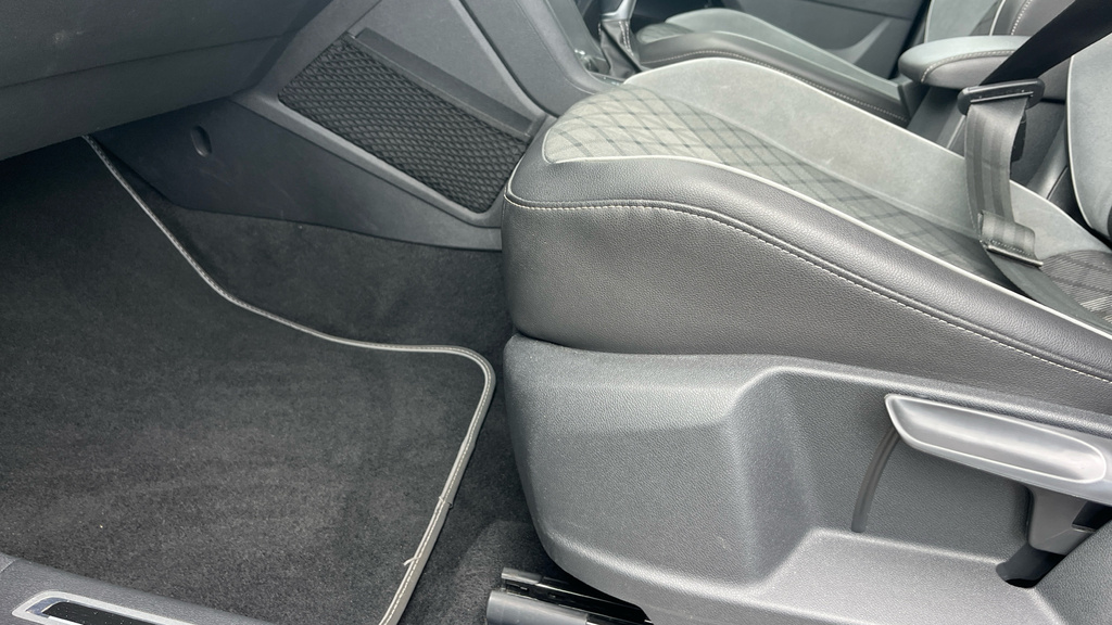 Volkswagen Tiguan Allspace Elegance Blue #32
