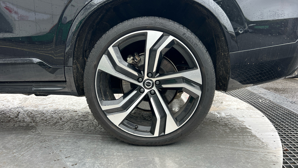 Volvo XC90 Recharge T8 Ultimate Awd Black #24