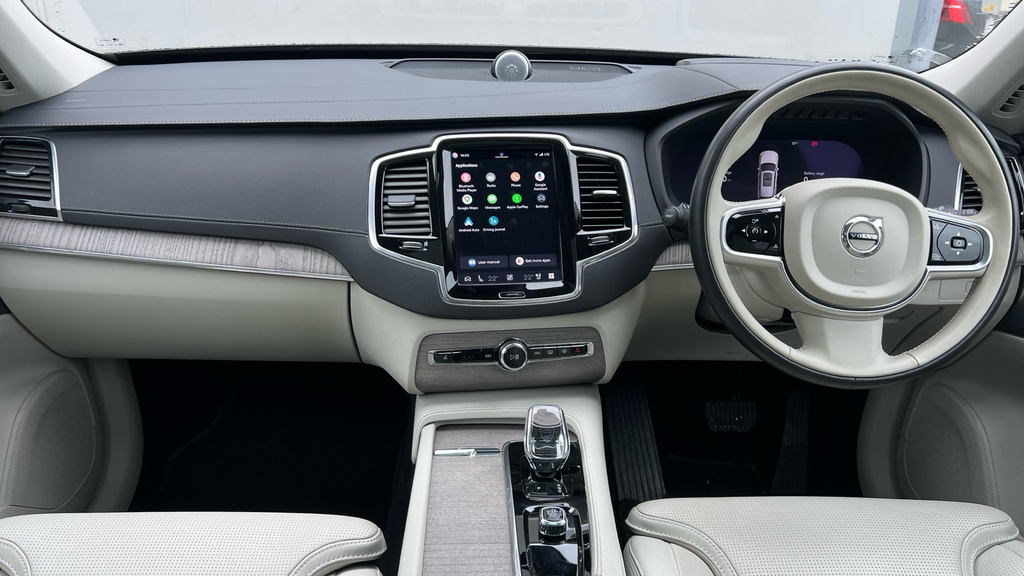 Volvo XC90 Recharge T8 Ultimate Awd Black #11