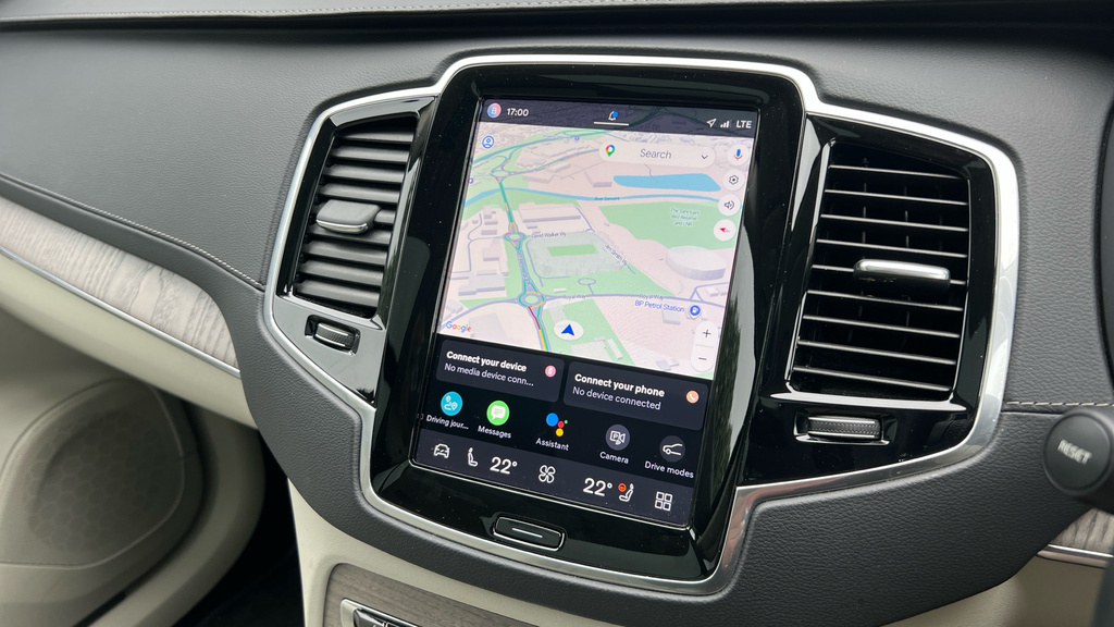Volvo XC90 Recharge T8 Ultimate Awd Black #16