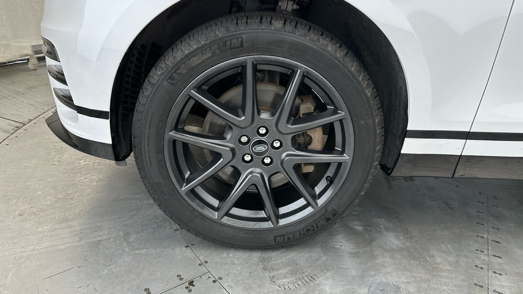 Land Rover Range Rover Velar 2.0 D200 Mhev Edition 4Wd LV23FCC Silver #25