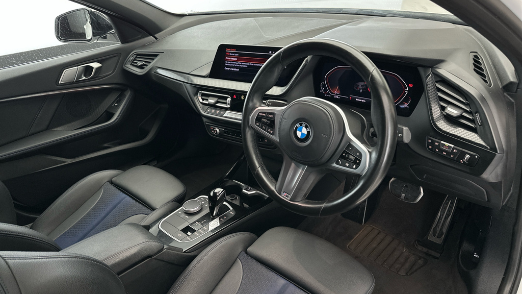 BMW 1 Series 118I M Sport Tech Pack 2022 Blue #11