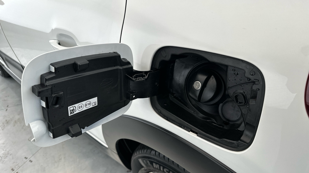 Citroen C3 1.2 Puretech Max Hatchback Eat6 Euro 6  #26