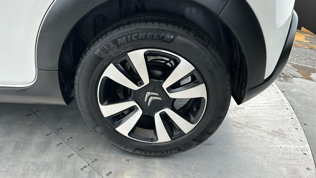 Citroen C3 1.2 Puretech Max Hatchback Eat6 Euro 6  #23