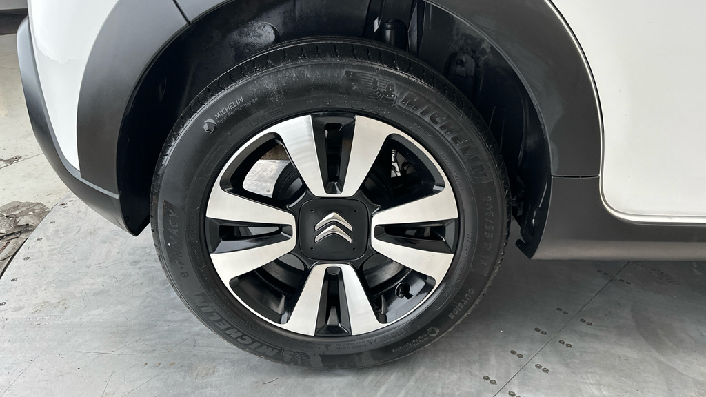 Citroen C3 1.2 Puretech Max Hatchback Eat6 Euro 6  #24