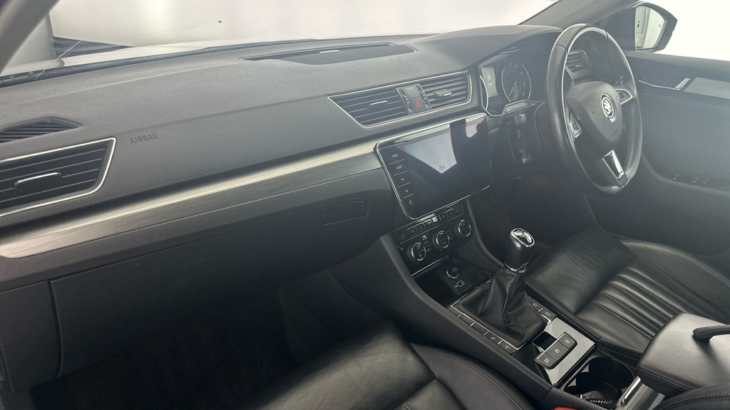 Skoda Superb 2.0 Tdi Cr Se Technology Dsg 7 Speed 2018 Brown #10