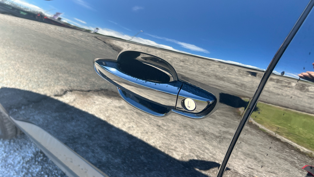 Vauxhall Grandland X Se White #43
