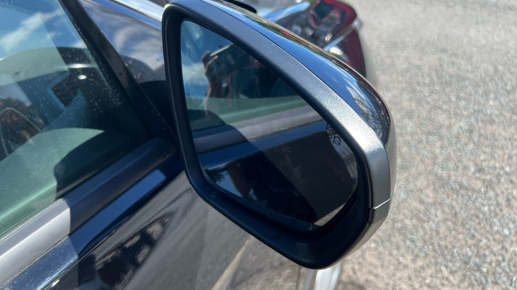 Vauxhall Grandland X Se White #38