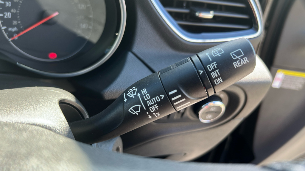 Vauxhall Grandland X Se White #26