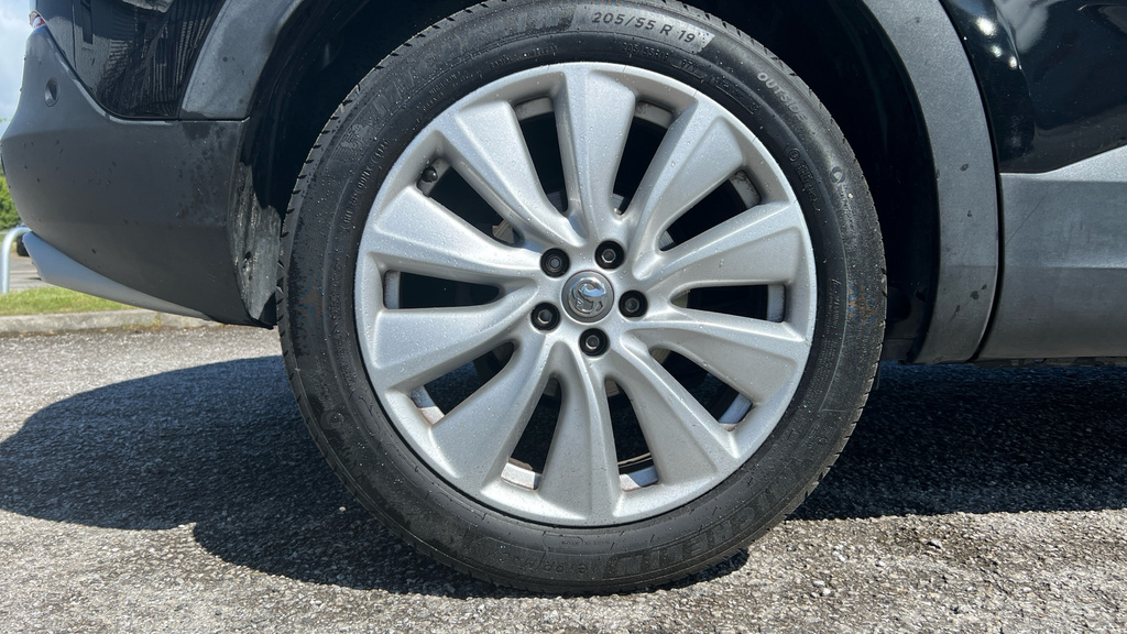 Vauxhall Grandland X Se White #19