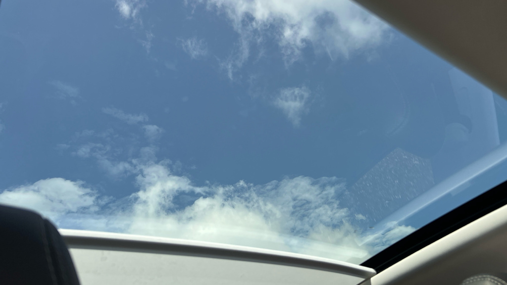 Vauxhall Grandland X Se White #33