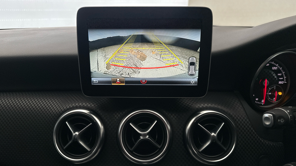 Mercedes-Benz A Class 2.1 A200d Amg Line Premium 7G-dct #14