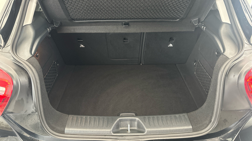 Mercedes-Benz A Class 2.1 A200d Amg Line Premium 7G-dct #21