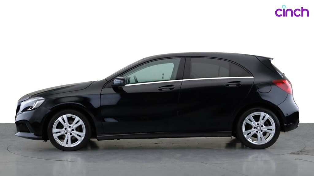 Mercedes-Benz A Class 2.1 A200d Amg Line Premium 7G-dct #8