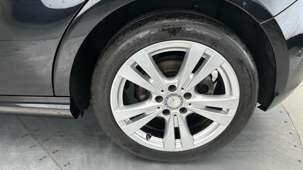 Mercedes-Benz A Class 2.1 A200d Amg Line Premium 7G-dct #24