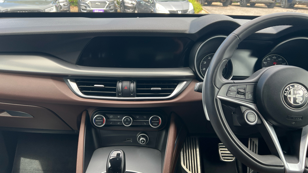 Alfa Romeo Stelvio Milano Ed Tb Awd Red #17