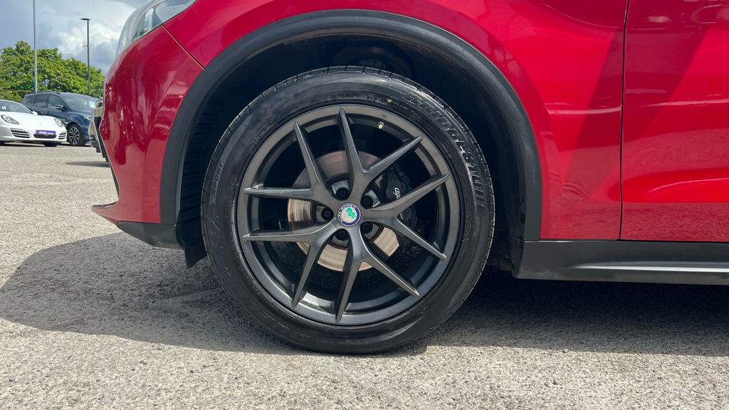 Alfa Romeo Stelvio Milano Ed Tb Awd Red #22