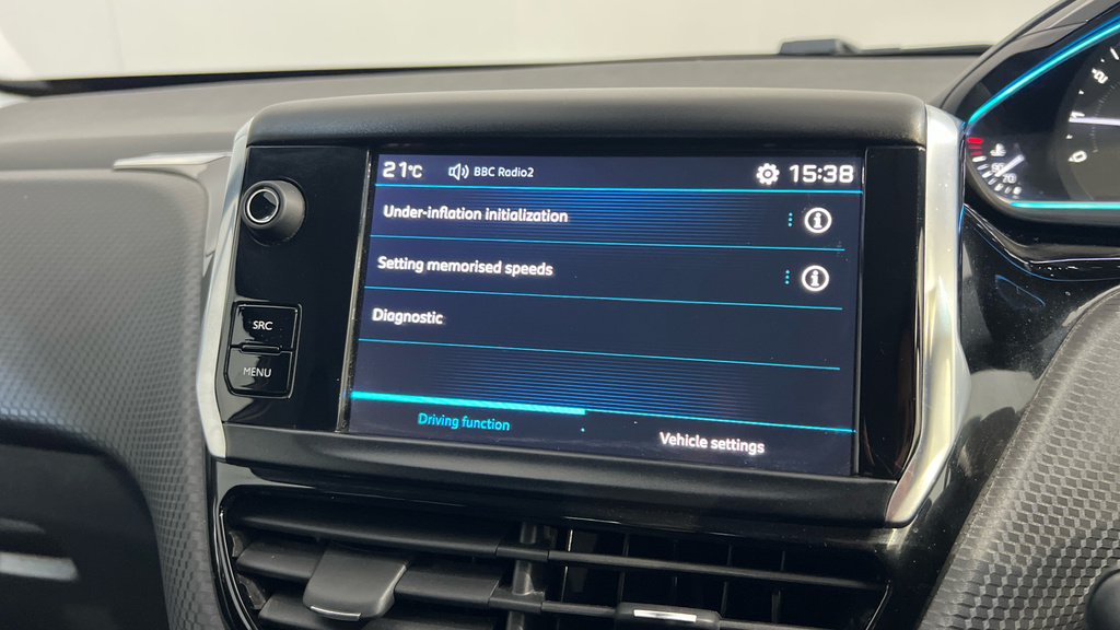 Peugeot 2008 Allure Premium Grey #34