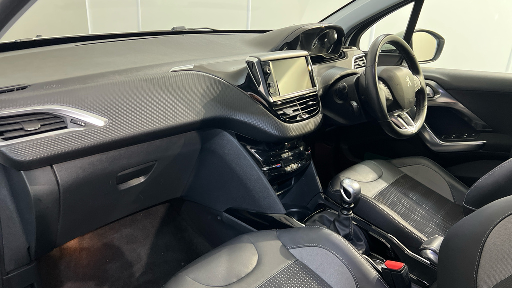 Peugeot 2008 Allure Premium Grey #10