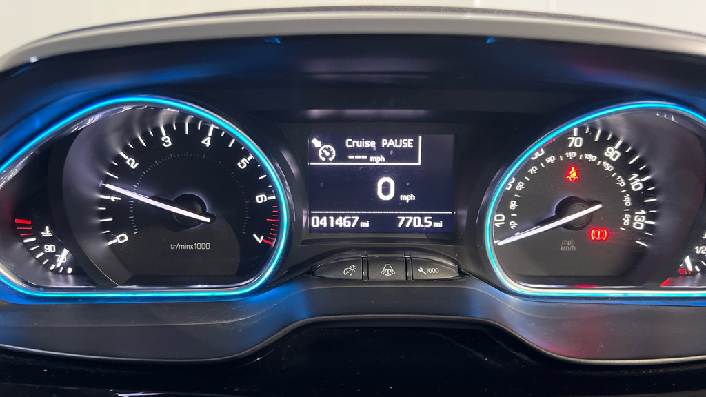 Peugeot 2008 Allure Premium Grey #13