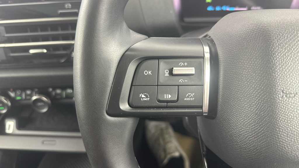 Citroen e-C4 50Kwh Shine Plus 7.4Kw Charger #24