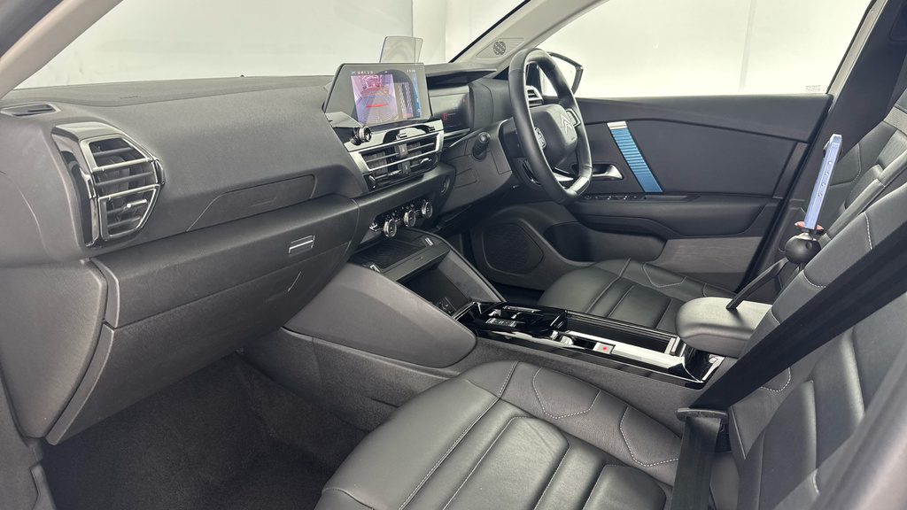 Citroen e-C4 50Kwh Shine Plus 7.4Kw Charger #10
